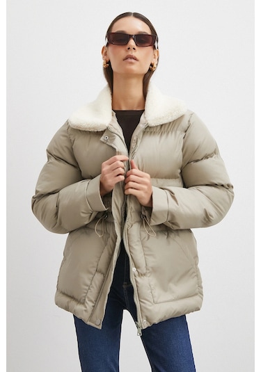 Kürk Yakalı Şişme Mont Bej Bej