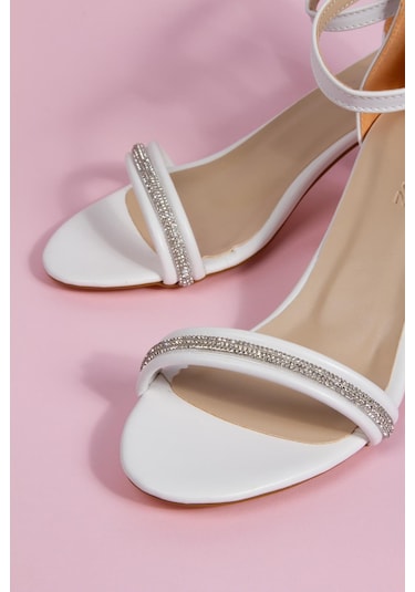 Topuklu Büyük Numara Kadın Taşlı Tek Bant Ayakkabı