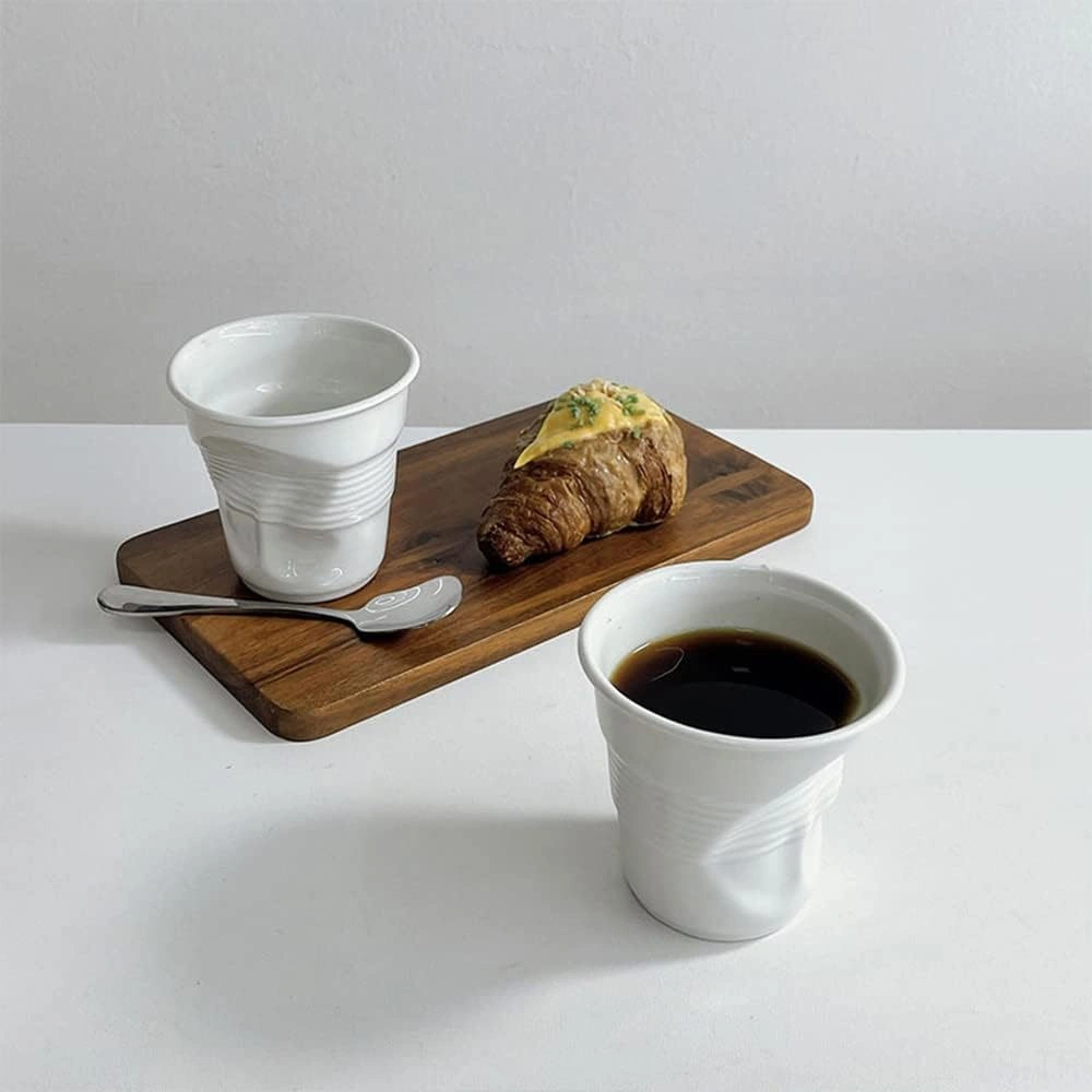 Yunboo Kahve Severler İçin Elden Yapımı Seramik Fincan - İtalyan Fransız Sanatı Esinlenmiş Kıvrık Desenli Zarf Kupa Beyaz