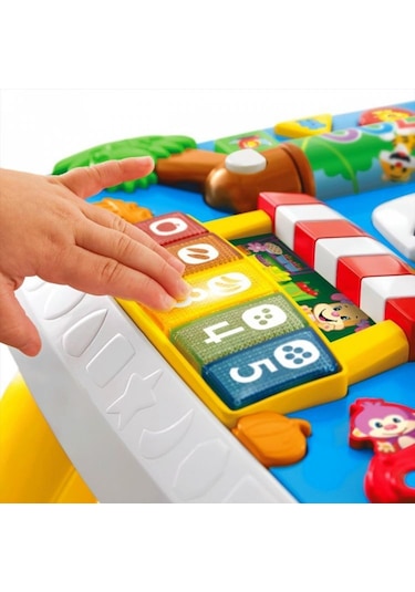 Fisher-Price Eğitici Köpekçiğin Aktivite Masası (TR-ING) DRH44