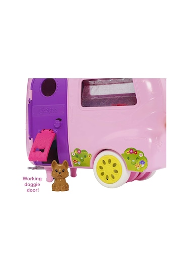 Barbie Club FXG90 Chelsea Karavanı Oyun Seti Chelsea'nin Yavru Köpeği ve Aksesuarlar