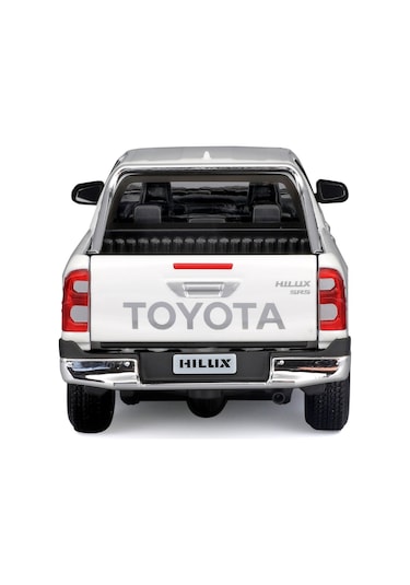 1:27 Toyota Hilux 32920