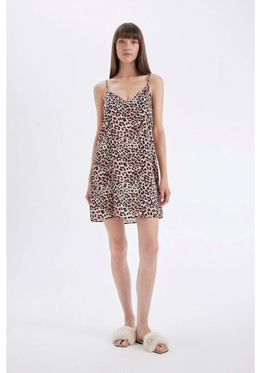 DeFacto Leopar Desenli V Yaka Saten Askılı Gecelik-Fall in Love D4407AX24HSBK81