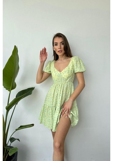 Yeşil Sırt Dekolteli Elbise Yeşil