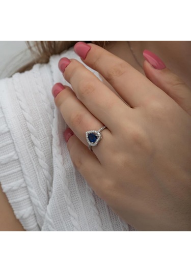 Kalpli Parlmanet Mavisi Taşlı Gümüş Tektaş Yüzük