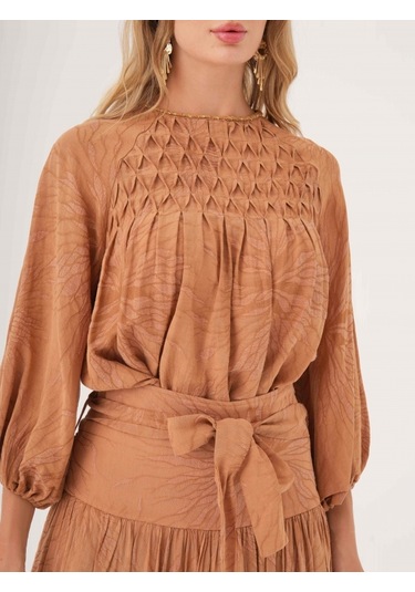 Büzgü Detaylı Kuşaklı Viskon Ve Keten Karışımlı Bluz CAMEL