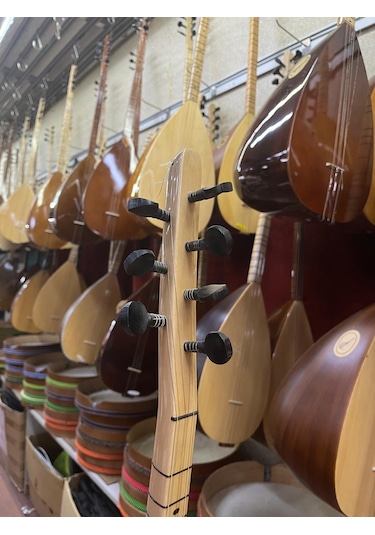 Kısa Sap Maun Ağacı 40 Tekne Jak Girişli Bağlama Kod9538