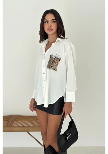 Kaplan Desen Taç Baskılı Taşlı Gömlek Beyaz