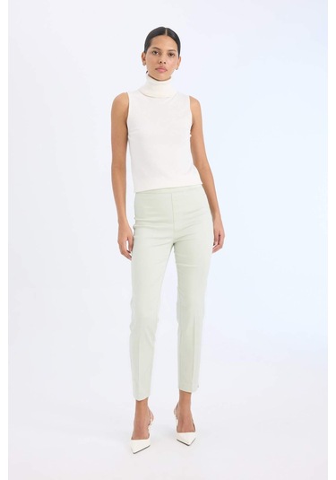 DeFacto Sigaret Saten Kumaş Pantolon Normal Bel Düz Paça J8743AZ25SMGN1251