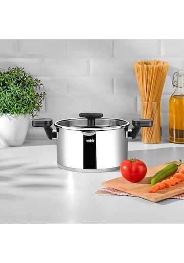 Nehir Roma 22 Cm Paslanmaz Çelik Süzgeç Kapaklı Fonksiyonel Derin Tencere