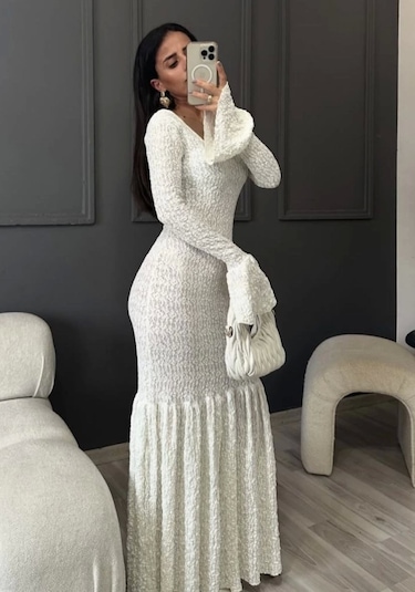 Sırt Dekolteli Çan Kollu Gibeli Uzun Elbise - Beyaz Beyaz