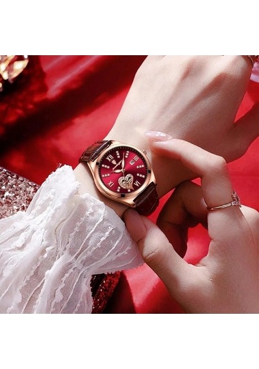 Novahub Kırmızı 2024 Kadın Saat Moda Deri Romantik Lüks Bayan Izle Su Geçirmez Kuvars Tarihi Marka Kol Saati Kırmızı