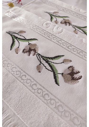 Kanaviçe Nakışlı Güllü Kadife El Yüz Havlusu - 50x90 Cm- Krem Krem Krem