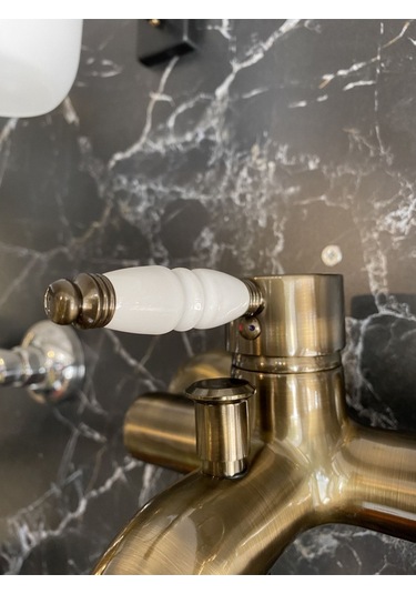 İsaoğlu Yapı Antik Gold Banyo Bataryası Mat Gold Banyo Musluğu Porsalen Kulp Luxury Tasarım Batarya Gold