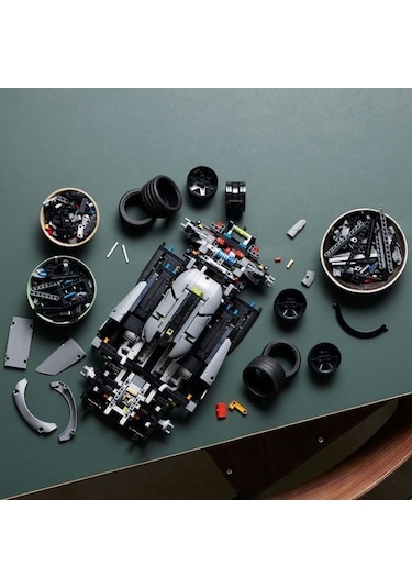 彫ラン箱 LEGO® Technic PEUGEOT 9X8 24H Le Mans Hybrid Hypercar 42156