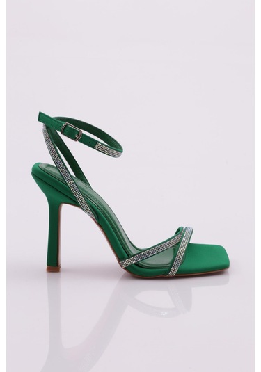 Dgn 2026 Kadin Silver Taşli Bilekten Kemer Bağlamali Topuklu Sandalet 2026-2219-R12562 Yeşil Dgn 2026 Kadin Silver Taşli Bilekten Kemer Bağlamali Topuklu Sandalet 2026-2219-R12562 Yeşil