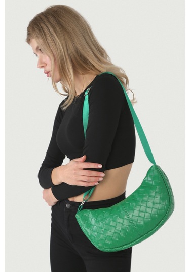 Yeşil Örgü Görünümlü Yarım Ay Çapraz Askılı Çanta 256 Yeşil