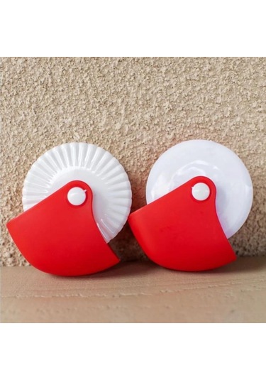 Honmex Manuel Pasta Kesici, Dalgalı Ve Kıvrımlı Desenli Pastry Cutter, Mutfak Hamur Aracı, Ev Fırıncı Gereci Kırmızı