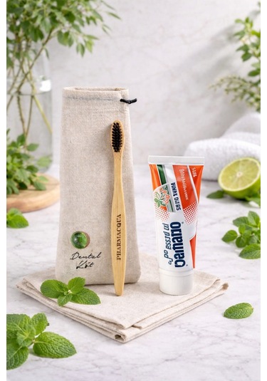 Dental Kit -pharma Acqua Bambu Diş Fırçası + Pasta Del Capitano Fresh Breath Diş Macunu 75 Ml