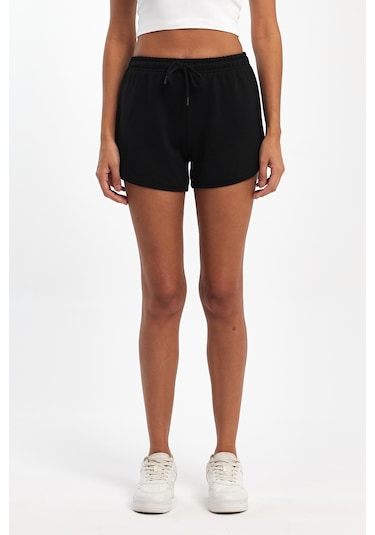 Kadın Yırtmaçlı Mevsimlik Premium Kumaş Regular Fit İpli Siyah Kısa Mini Şort