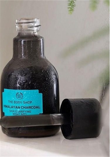 The Body Shop Himalayan Charcoal Gece Peelingi 30ml