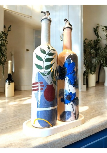 El Yapımı Mavi Çiçekli Kız Desenli Sunum Stantlı 75 Ml Zeytinyağı Sıvıyağ Şişesi Yağdanlık 2 Li Set Mavi