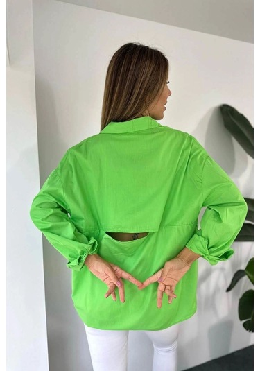Pamuklu Poplin Kumaş Sırtı Yırtmaçlı Tasarım Kadın Gömlek Yeşil