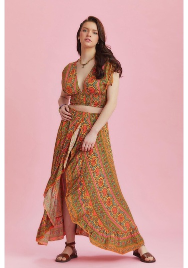 Derin Ön Yırtmaçlı Fırfırlı Uzun Çingene Etek 001