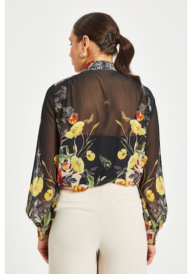 Yüksek Yaka Düğmeli Volan Kol Gömlek Çiçek Desenli, Şifon Dokulu, Günlük Ve Zarif Kullanıma Uygun Siyah