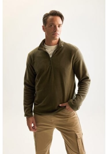 DeFacto Haki Tüylenme Yapmayan Soğuk Geçirmez Regular Fit Dik Yaka Fermuarlı Polar Sweatshirt Y3996AZNSKH469 DeFacto Haki Tüylenme Yapmayan Soğuk Geçirmez Regular Fit Dik Yaka Fermuarlı Polar Sweatshirt Y3996AZNSKH469