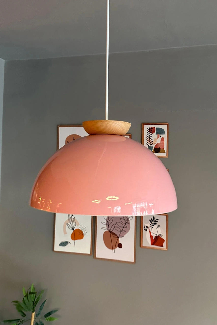 Yimpi Pembe Avize Ahşap Tekli Sarkıt Salon Kuaför Cafe Dekoratif Aydınlatma Pastane Pembe