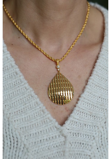 14 Ayar Altın Cimarlı Ajda Desenli Damla Kolye Ucu - Klu14775