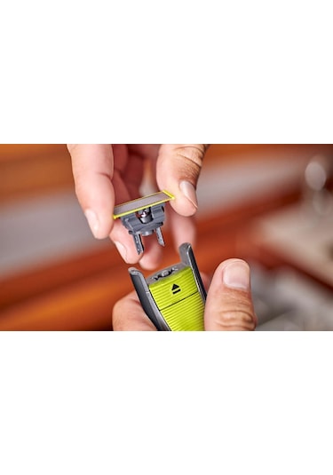 Philips QP6505-20 OneBlade Hybrid Promax Sakal Kesme Makinesi