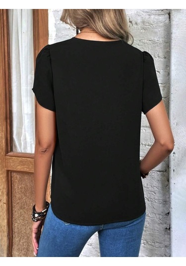 Kadın Kısa Kollu Lazer V Yakalı Ithal Krep Bluz Siyah