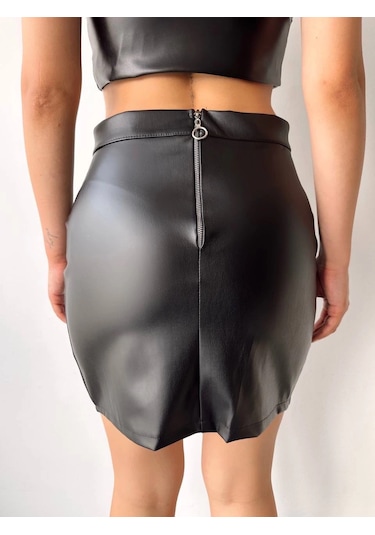 Cep Detaylı Oval Kapaklı Deri Etek Siyah H240048 Siyah