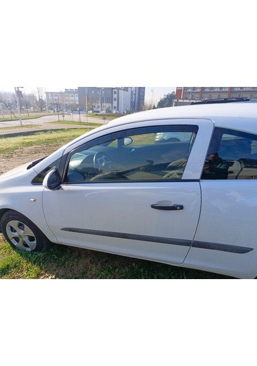 Opel Corsa D/e 2006 İçten Geçme Cam Rüzgarlığı Tek Kapı