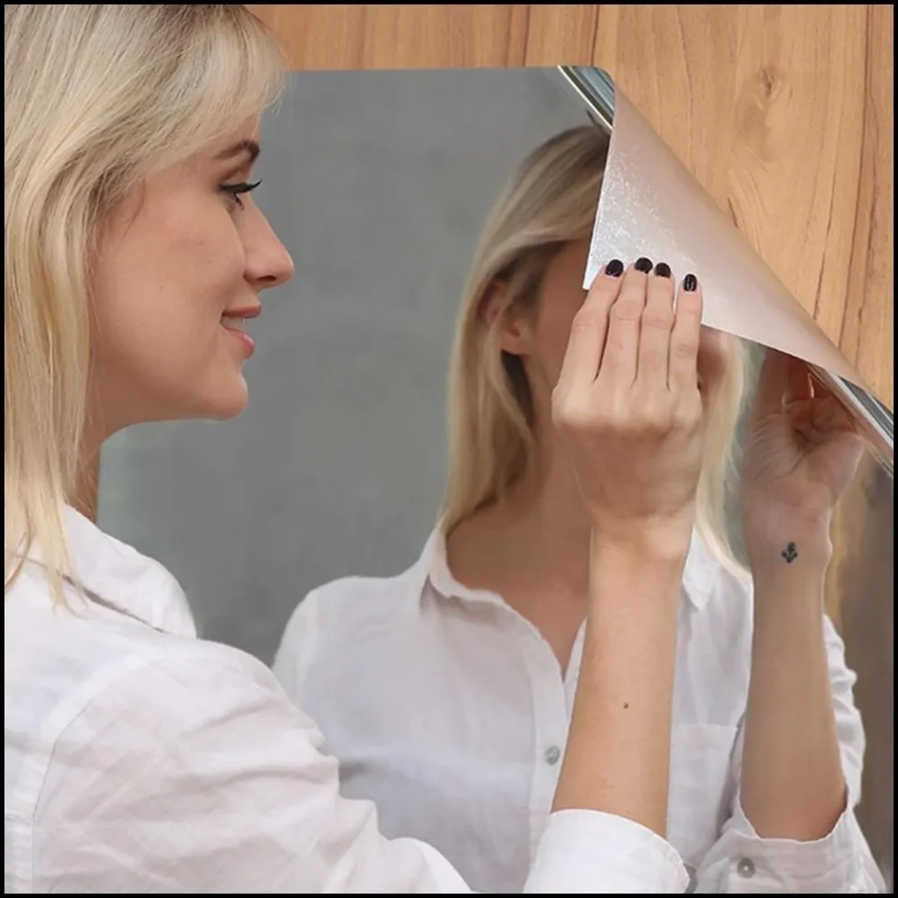 Yaleker Banyo İçin Pet Materyalli 50x100 Cm Otostik Yalıtkan Duvar Ayna - Kolay Kurulum, Suya Ve Yağa Dayanıklı Dekoratif Ayna 1 Adet Gümüş