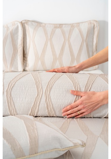 Carina Cappuccino Nakışlı Çift Kişilik Yatak Örtüsü Seti - 4 Parça Çeyiz Seti Bej