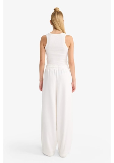 Defacto Barrel Fit Beli Bağcıklı Geniş Paça Eşofman Altı F3364ax25auwt32 Beyaz-wt32