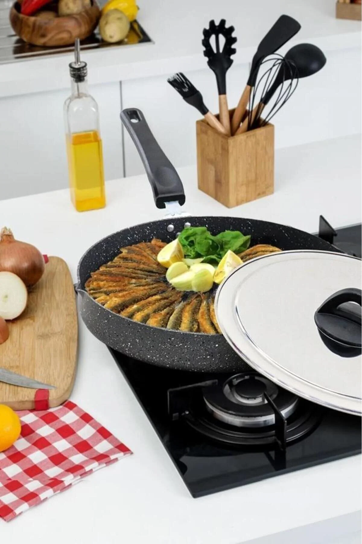 Granit Balık Tavası, Yanmaz Yapışmaz Börek Tavası 32 Cm Siyah