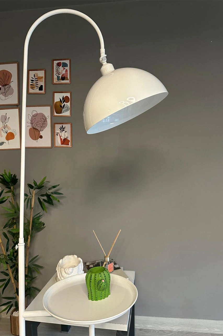 Beyaz Lambader Hareketli Başlık Sehpalı Modern Dekoratif Metal Oturma Odası Çalışma Odası Beyaz