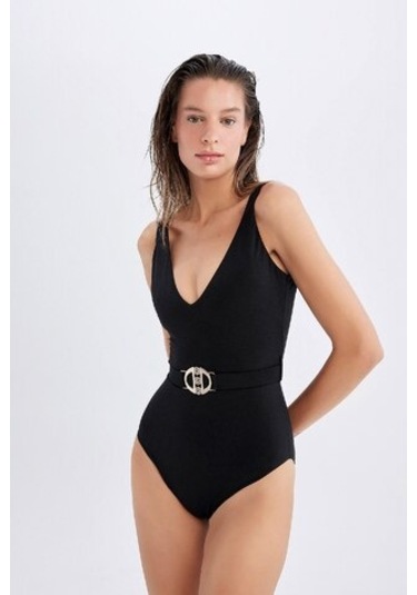 DeFacto x Declara V Yaka Mayo C5758AX24HSBK81 Siyah DeFacto x Declara V Yaka Mayo C5758AX24HSBK81 Siyah