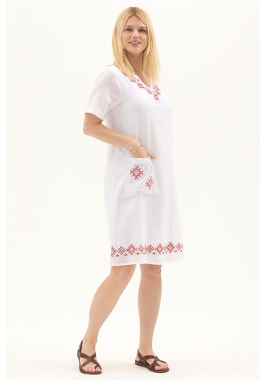 Şile Bezi Beyaz Kısa Kol Kruvaze Yaka Nakışlı Yazlık Midi Elbise
