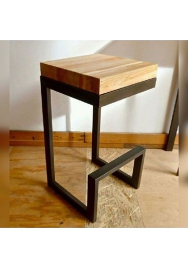 Kare Doğal Ahşap Bar Taburesi Siyah