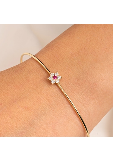 Gümüş Bilezik - Yakut Taşlı Çiçek Tasarım Zarif 925 Ayar Gümüş Bilezik Gümüş