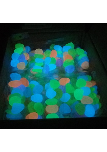 Xiyyadms Mavi Işıklı Resin Taşlar 50 Adet - Bahçe Akvaryum Yol Süslemeleri, Gündüz Güneşten Sonra 3 Saat Parlar