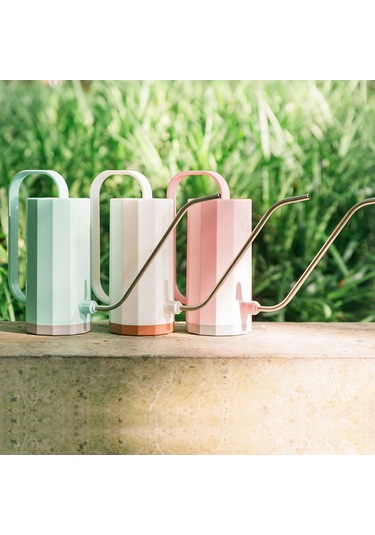 Springsun Uzun Hortumlu 1.2l Plastik Sulama Kabı - İç/dış Mekan Bitkileri İçin Paslanmaz Çelik Ağızlı Modern Sulama Aleti Beyaz