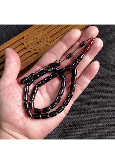 İmzalı 7X11 mm Kırmızı Siyah Ateşi Kehribar Tesbih Usta İşçilikli
