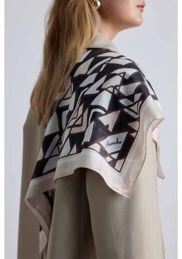 Desenli Saten Boyun Fuları Mılano- Kahve Mılano- Kahve Kahverengi