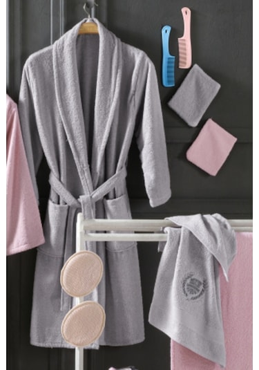 Güvenal Asya 16 Parça Kutulu Çeyizlik Aile Bornoz Seti